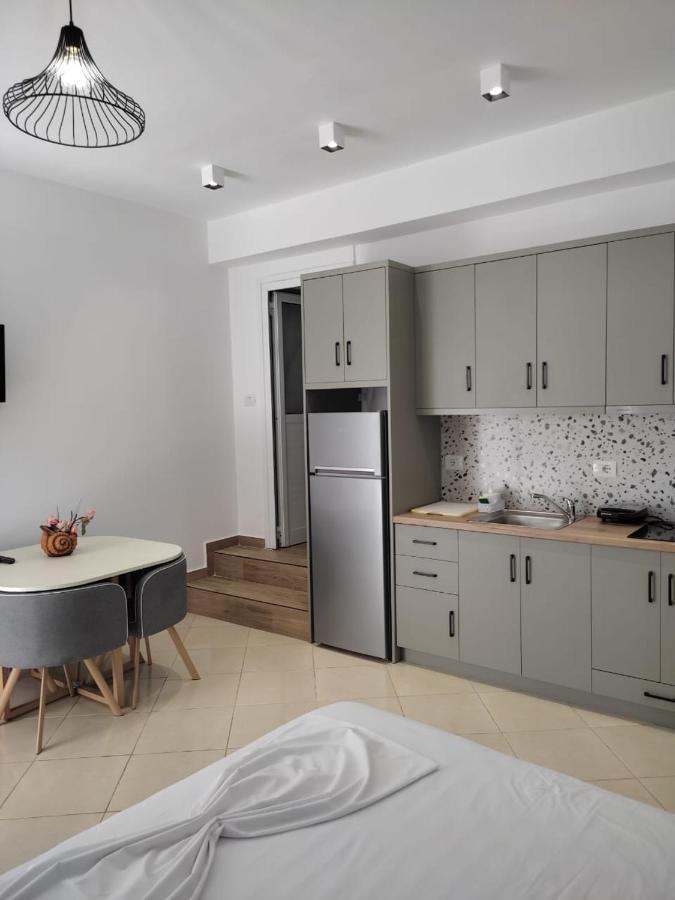 Aila Apartment Sarandë Eksteriør billede